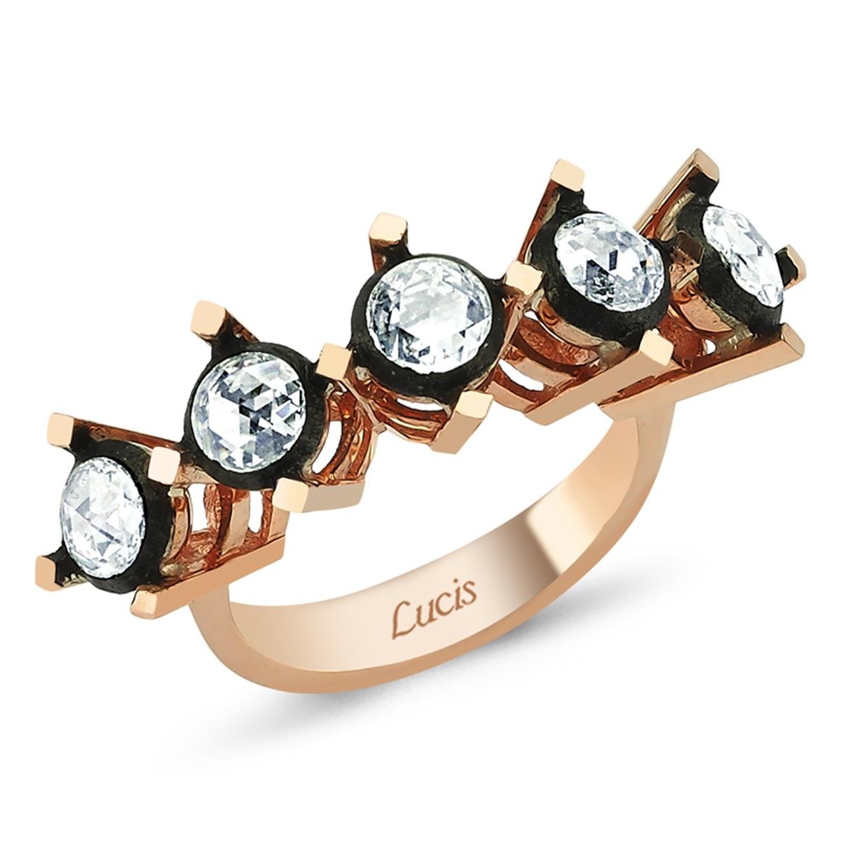 0.20 Karat Elmas Beştaş Yüzük