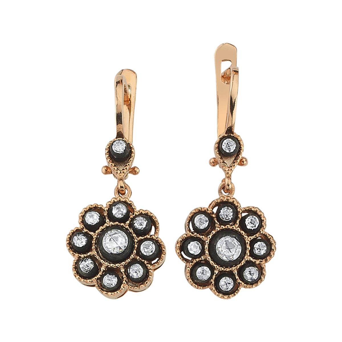 0.34 Karat Elmas Gül Küpe