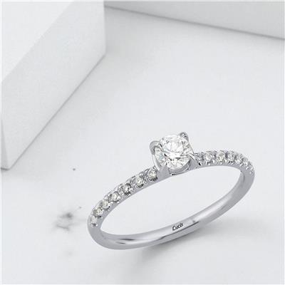 0.78 Karat Pırlanta Tektaş Yüzük V010461