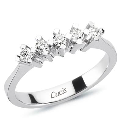 0.41 Karat Pırlanta Beştaş Yüzük V006428