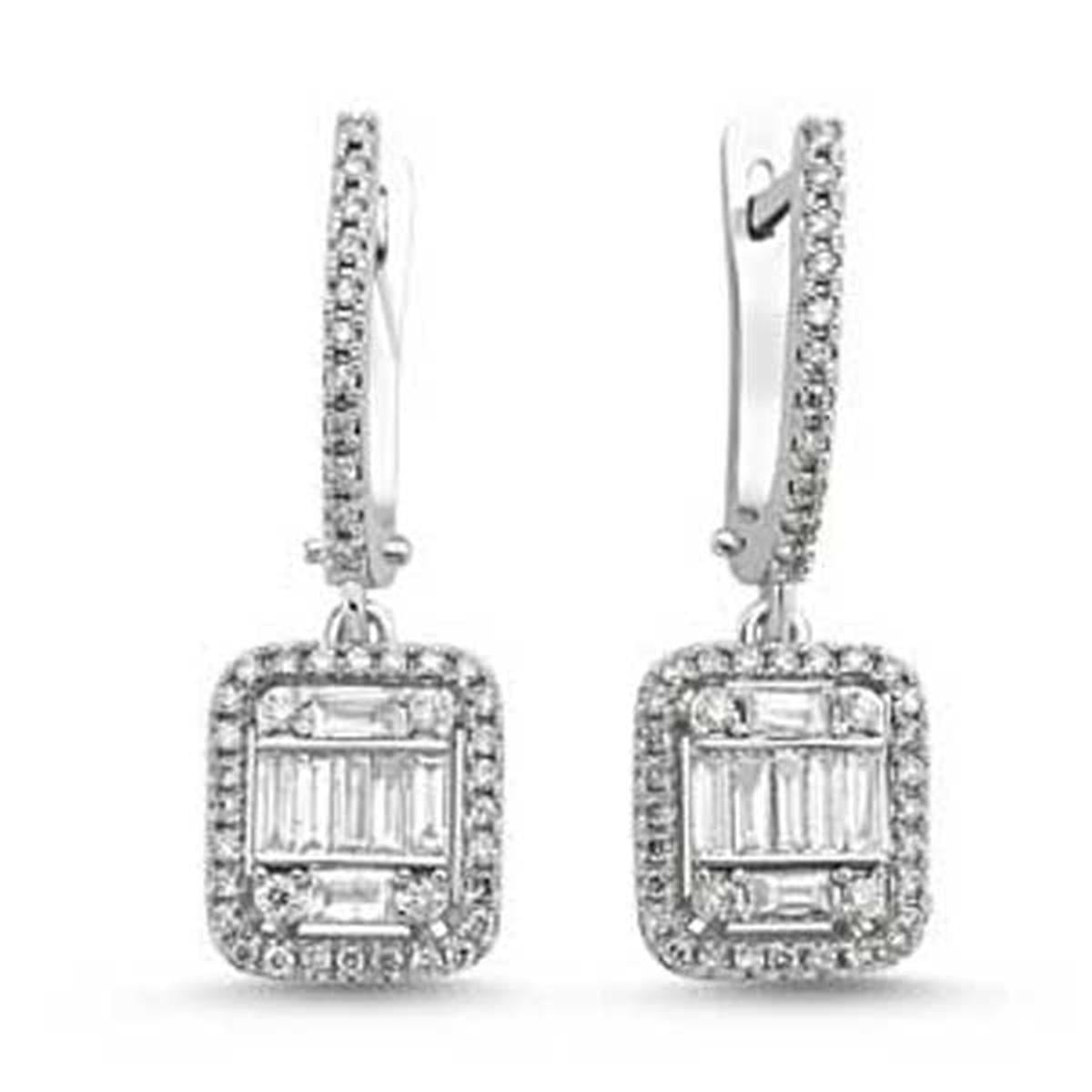 0.61 Karat Pırlanta Baget Küpe L063470