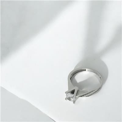 14 Ayar Altın Tektaş Yüzük  -  0193010