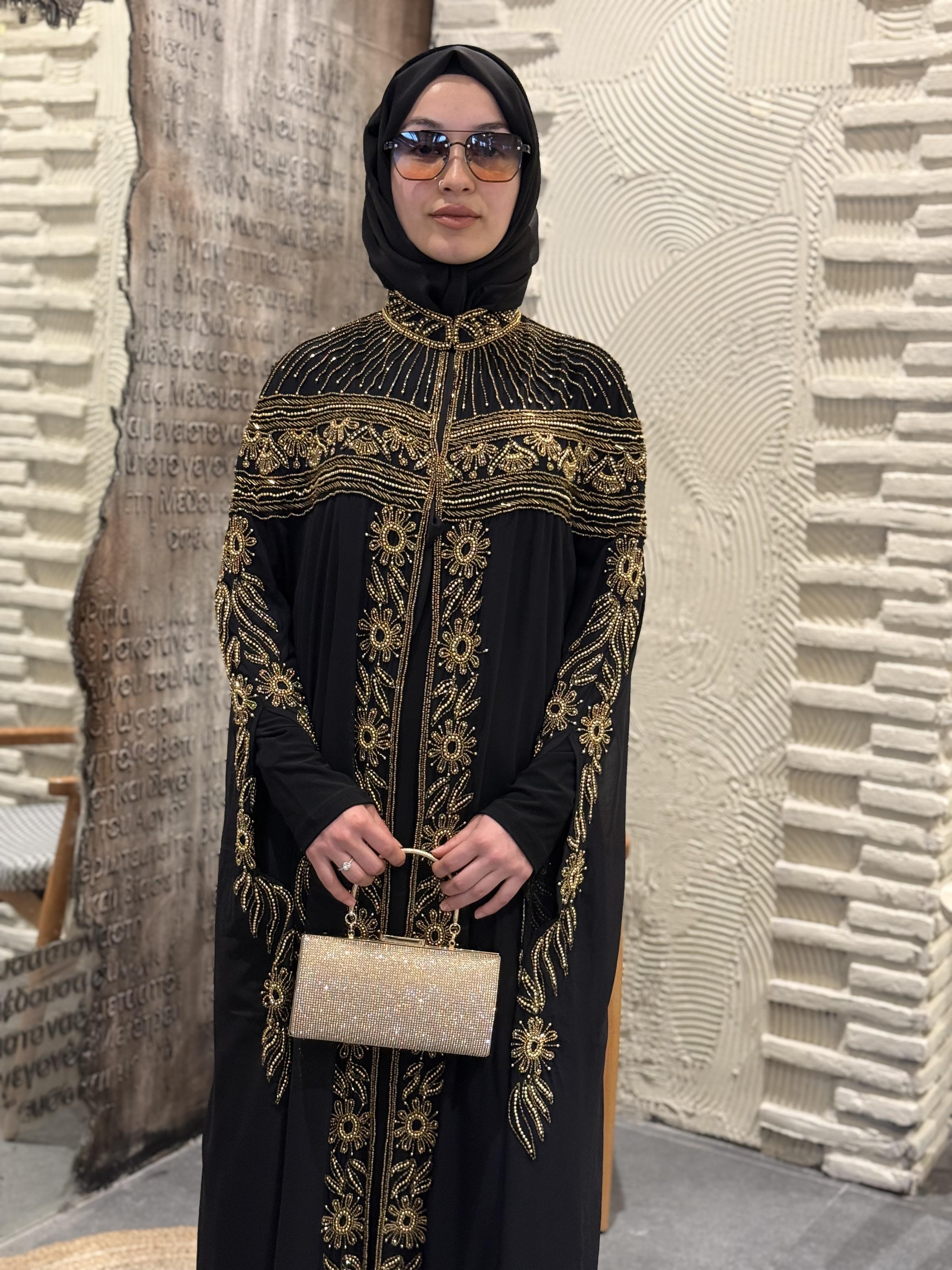 AURA ABAYA