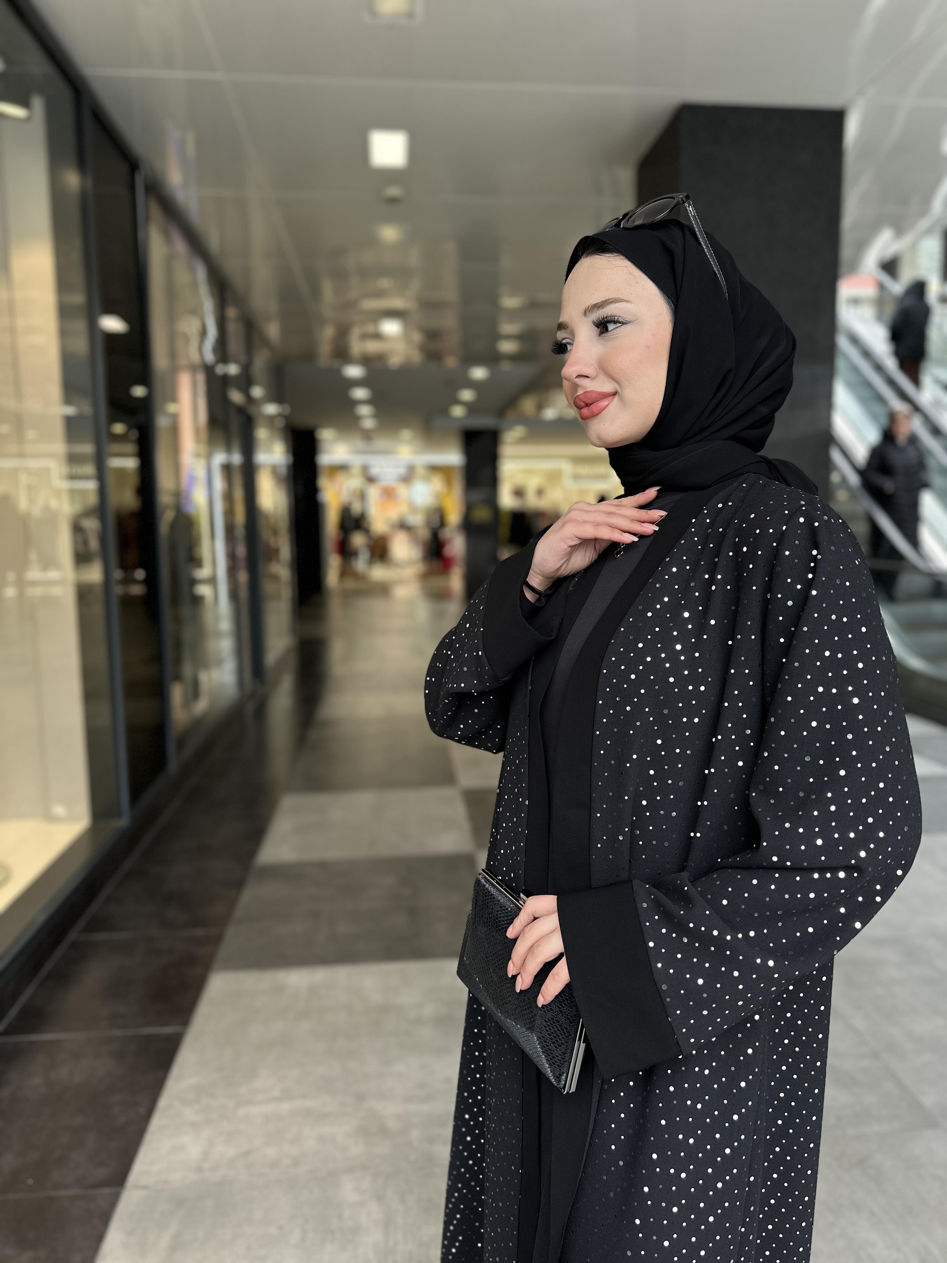 BELİNAY ABAYA TAKIM