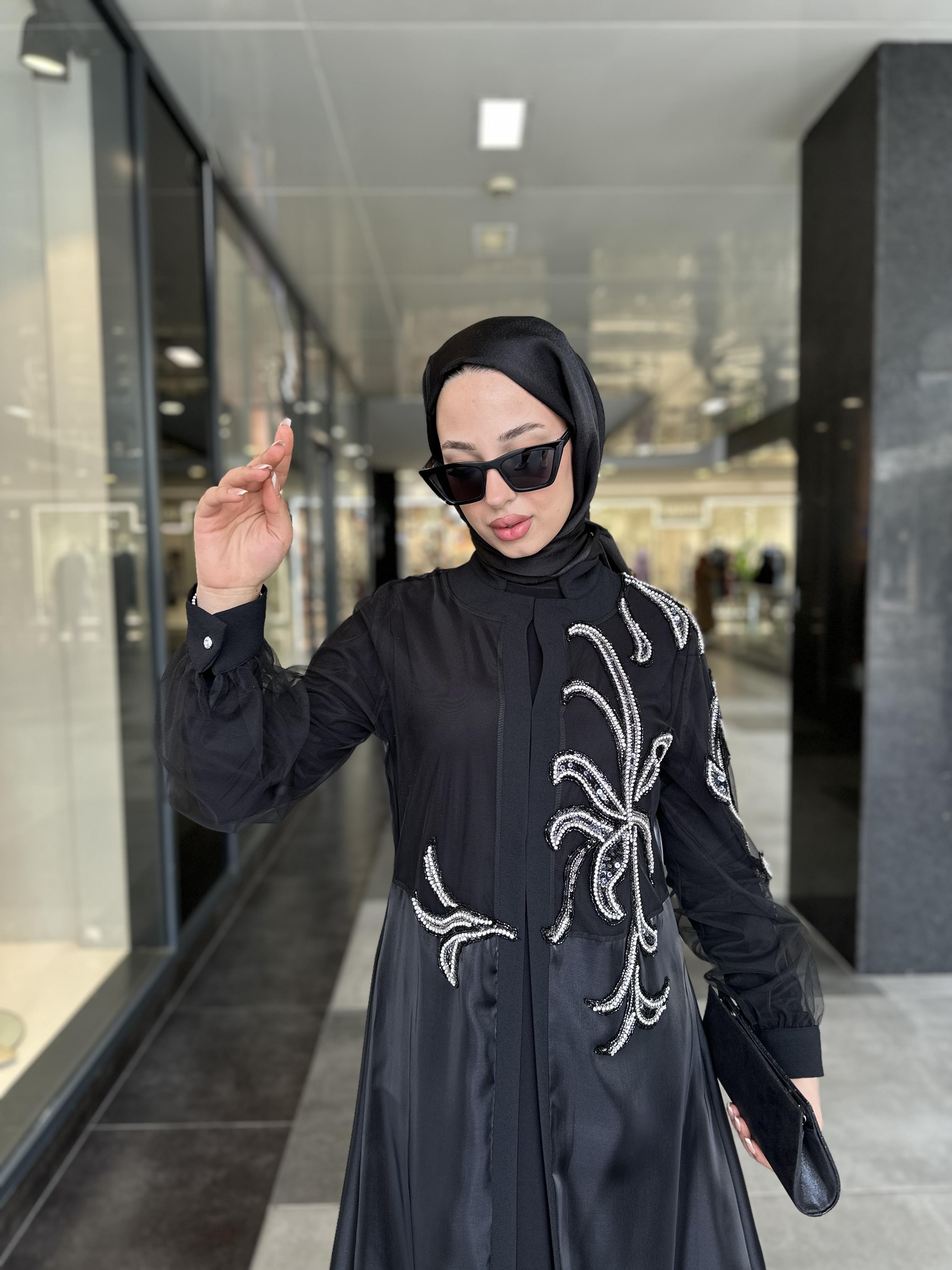 DİLA ABAYA TAKIM