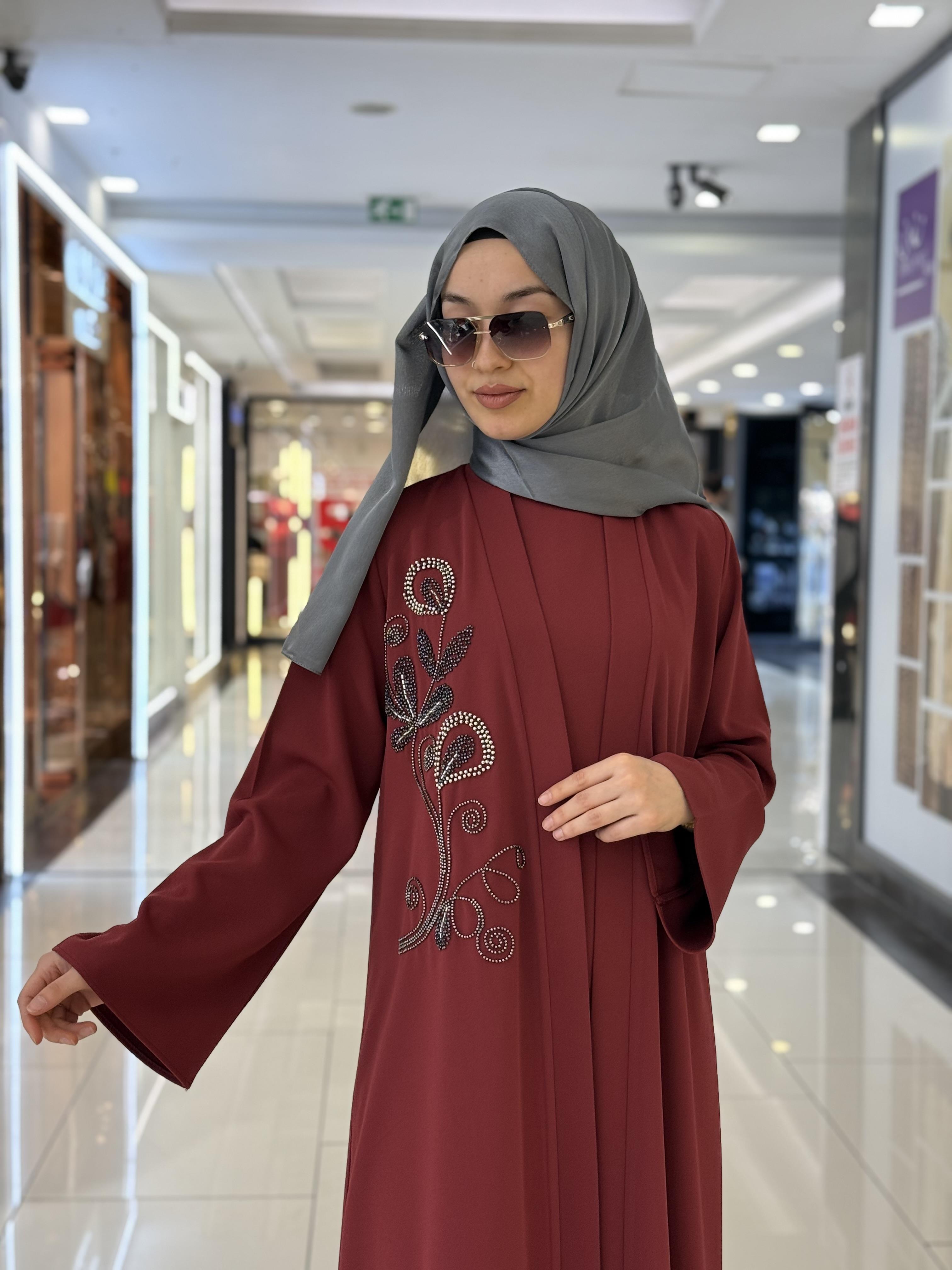 YAKASI İŞLEMELİ ABAYA TAKIM BORDO