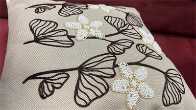 Kalın İthal Kumaş İncili Nakış Detaylı 45x45 cm Dekoratif Yastık Kılıfı (2 Adet)
