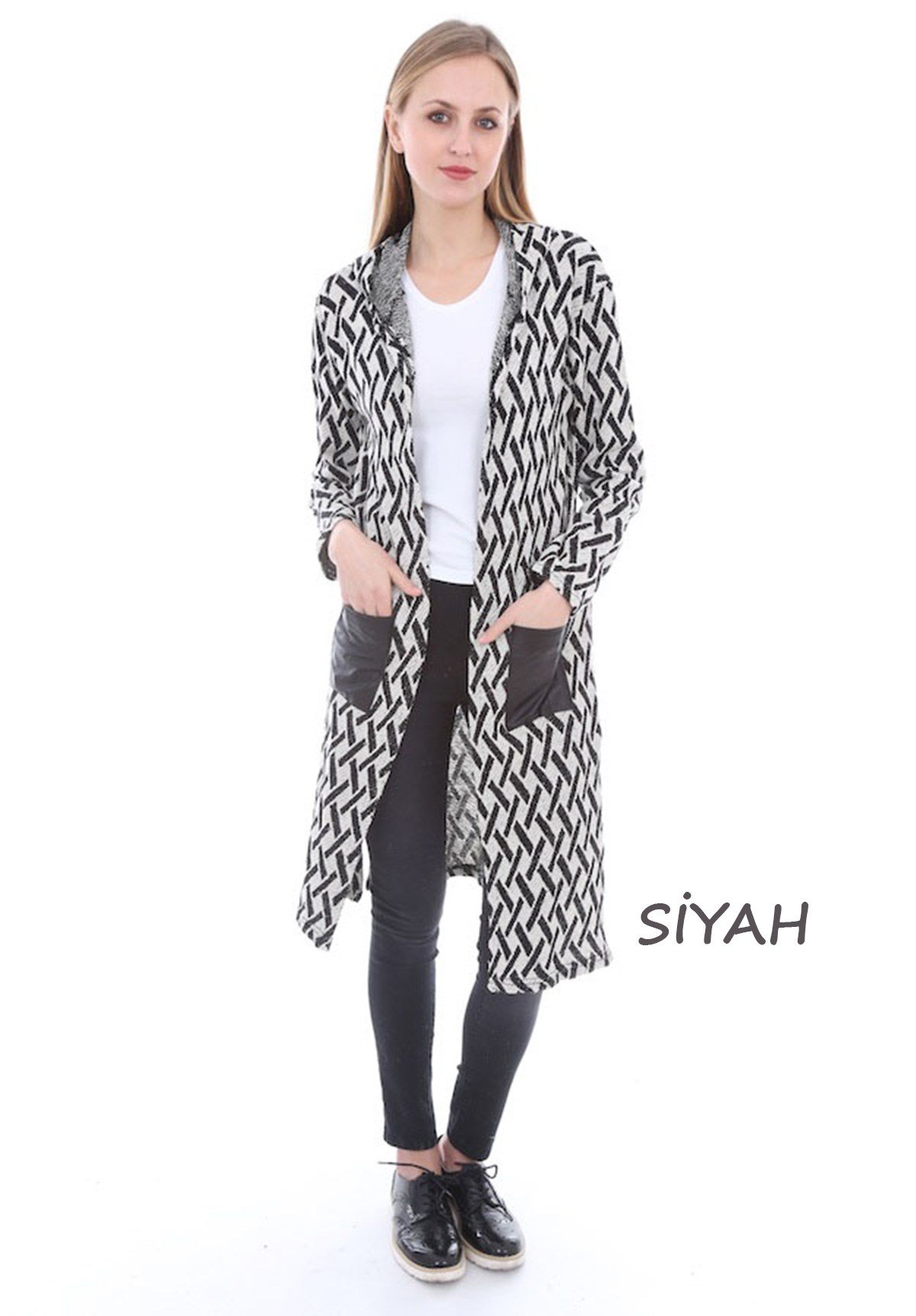 Cebi Derili Kapşonlu Triko Hırka