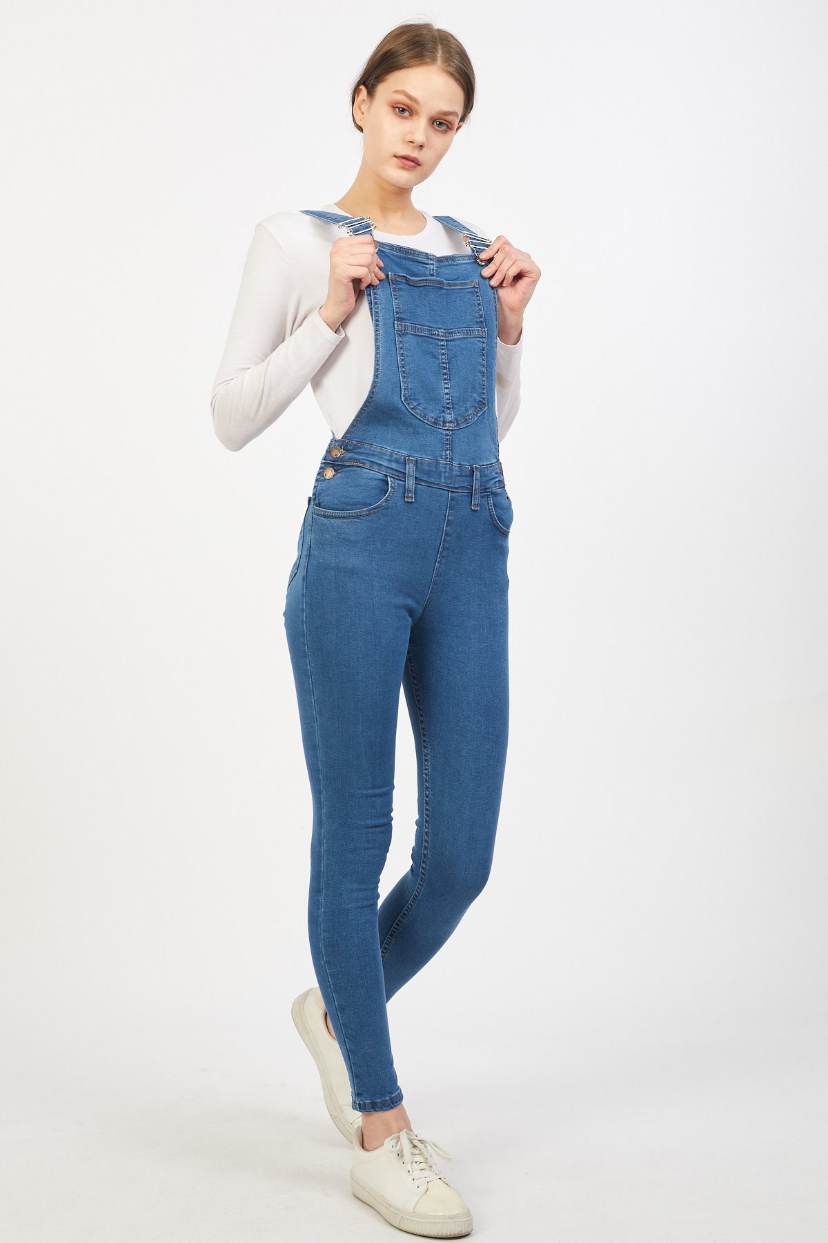 Etek Modelli Ön Cepli Yırtık Salopet Tulum