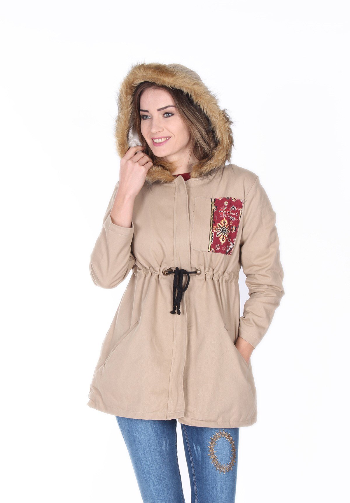 Etnik Motifli Bej Rengi Bayan Mont