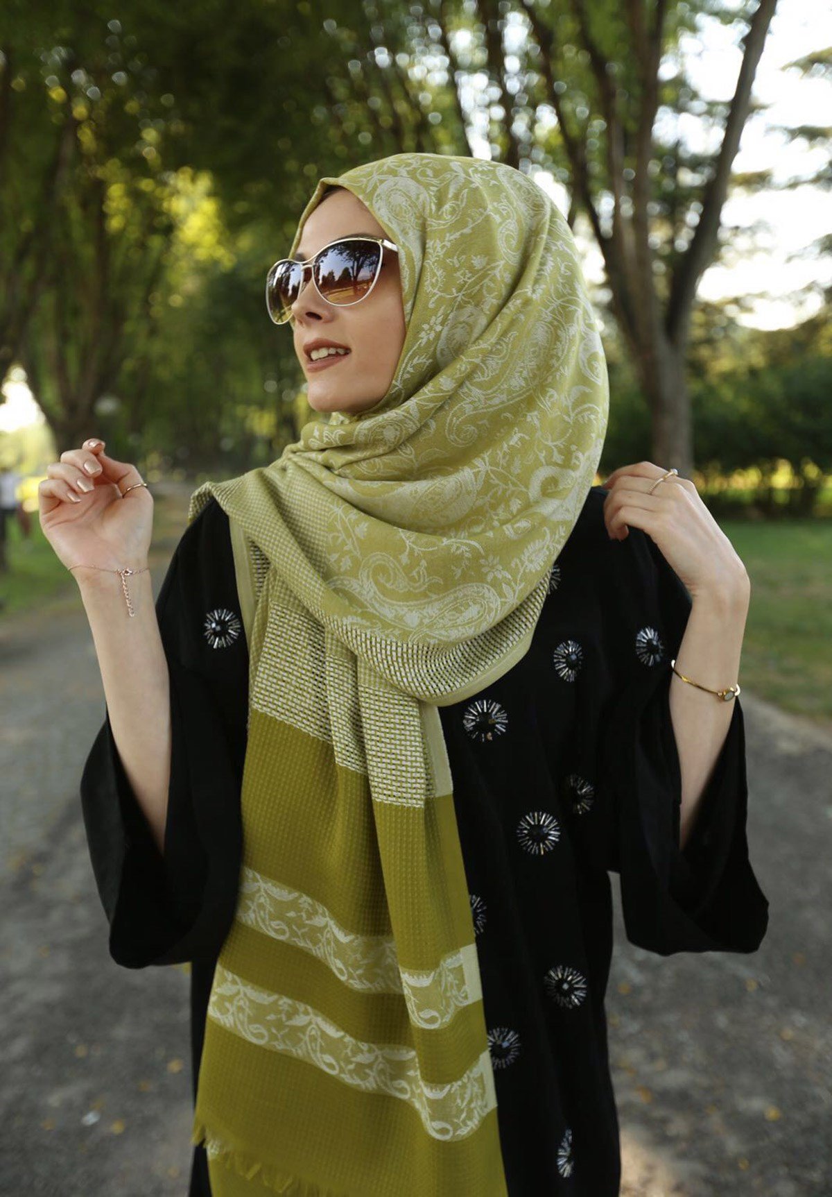 Jakarlı Desenli Bayan Yeşil Şal