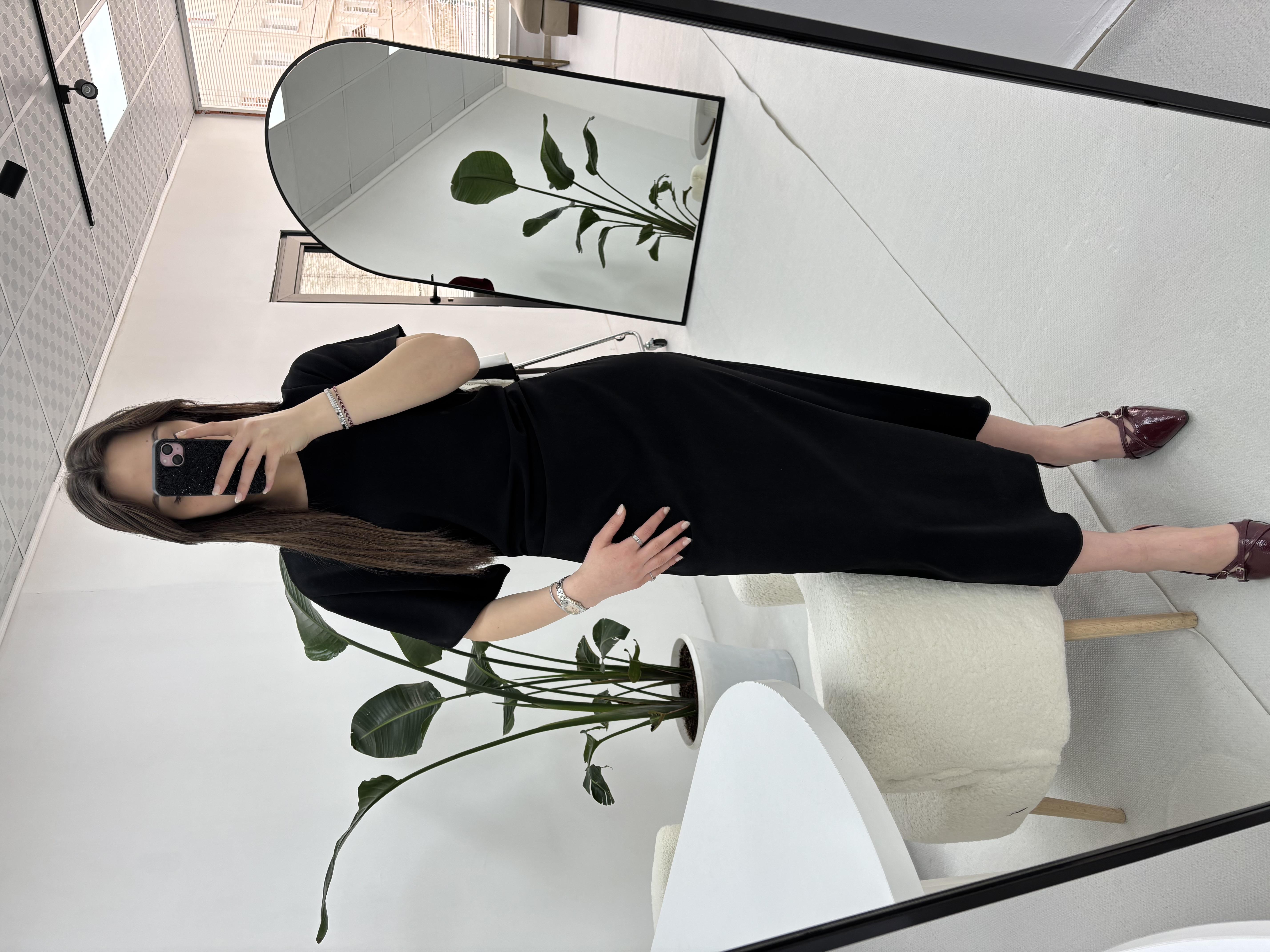 Belden Drape Detaylı Siyah Elbise 