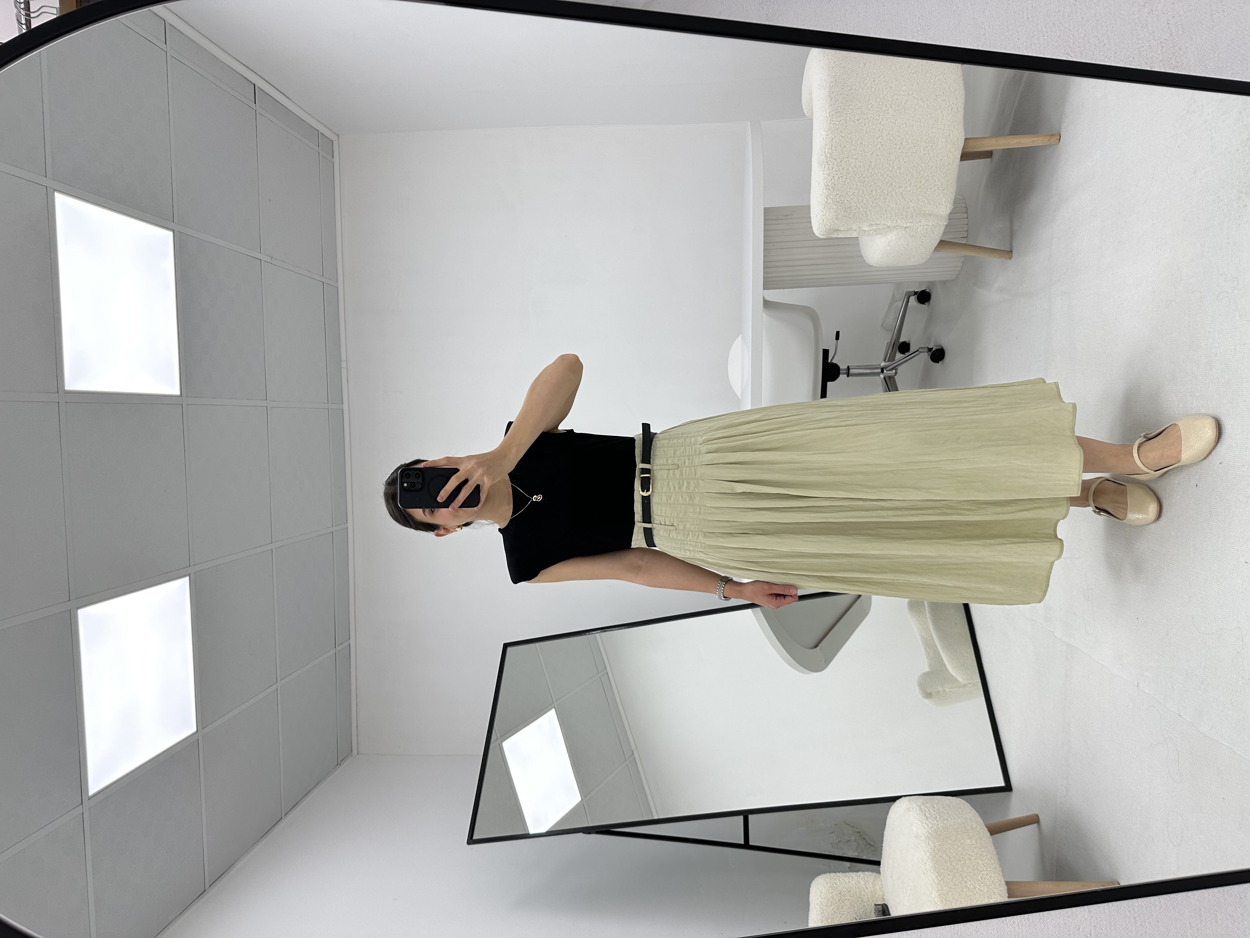 Çift Parça Görünümlü Colorblock Siyah Elbise 
