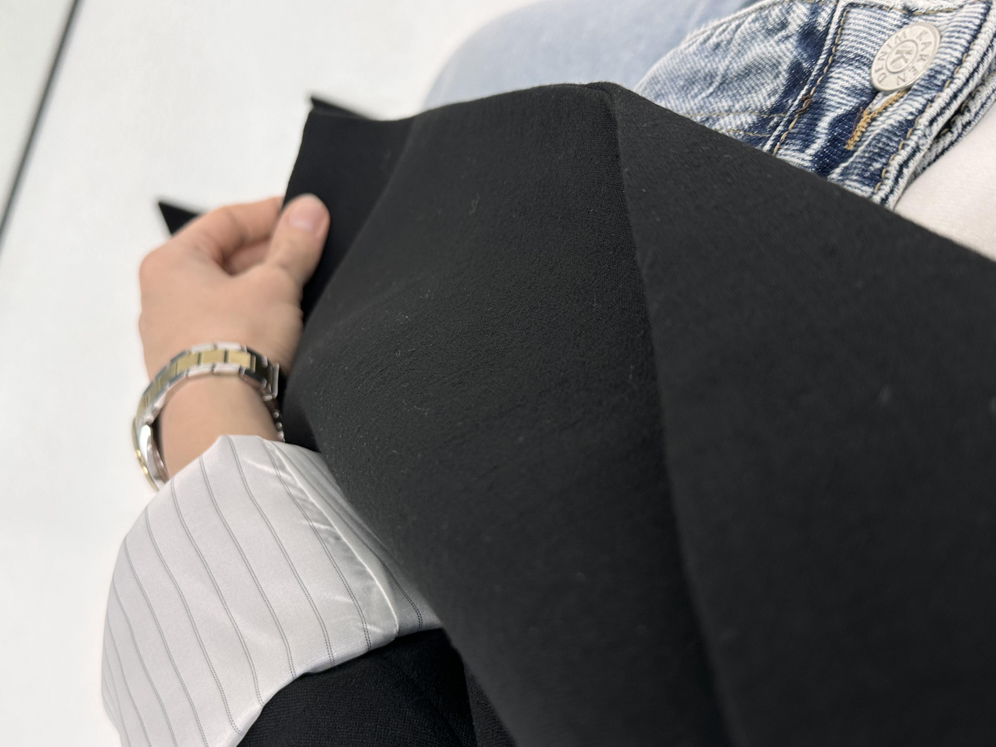 Çizgili Astar Detaylı Siyah Ceket