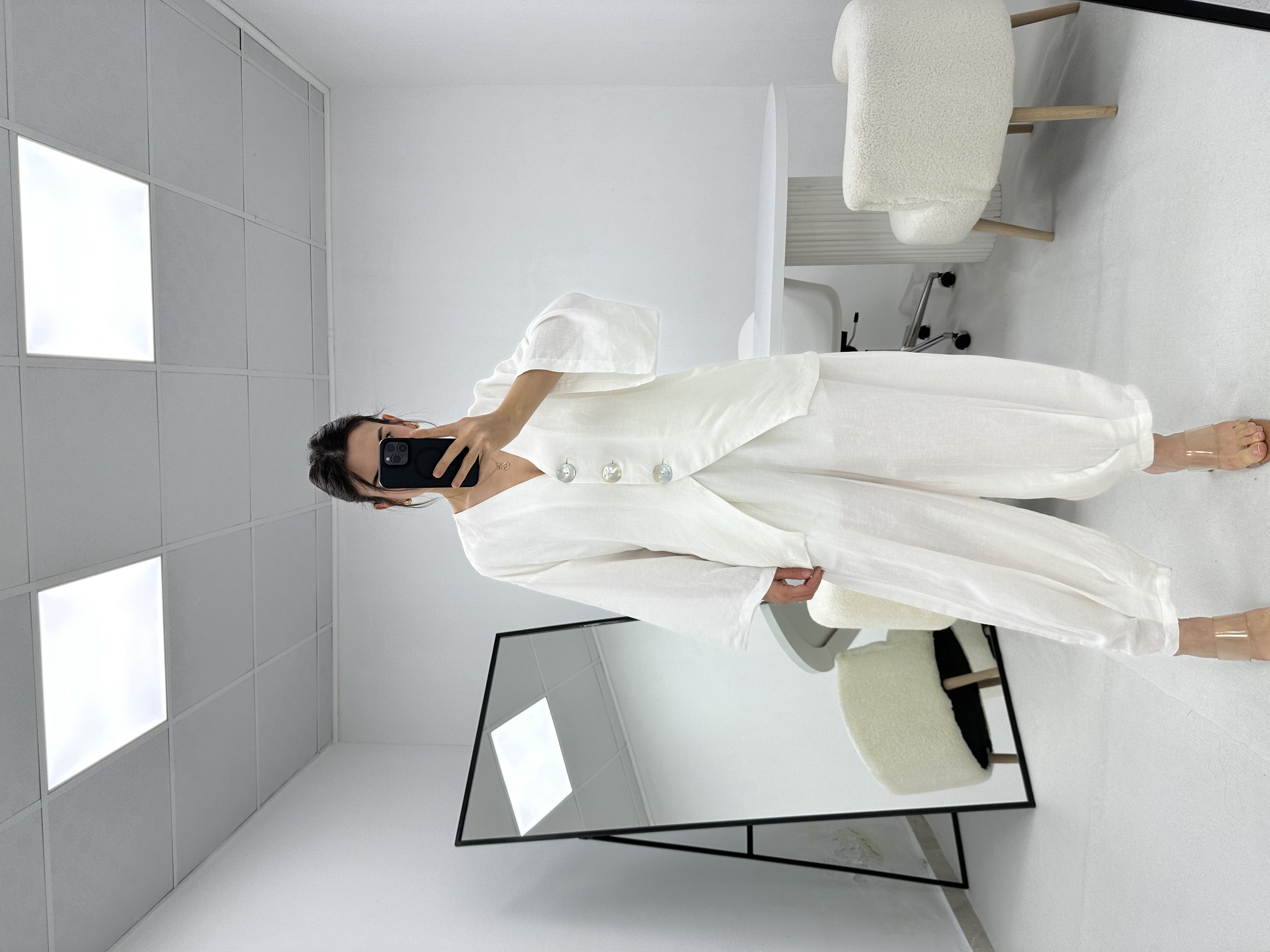 Düğme Detaylı Beyaz Keten Şalvar Model Takım 