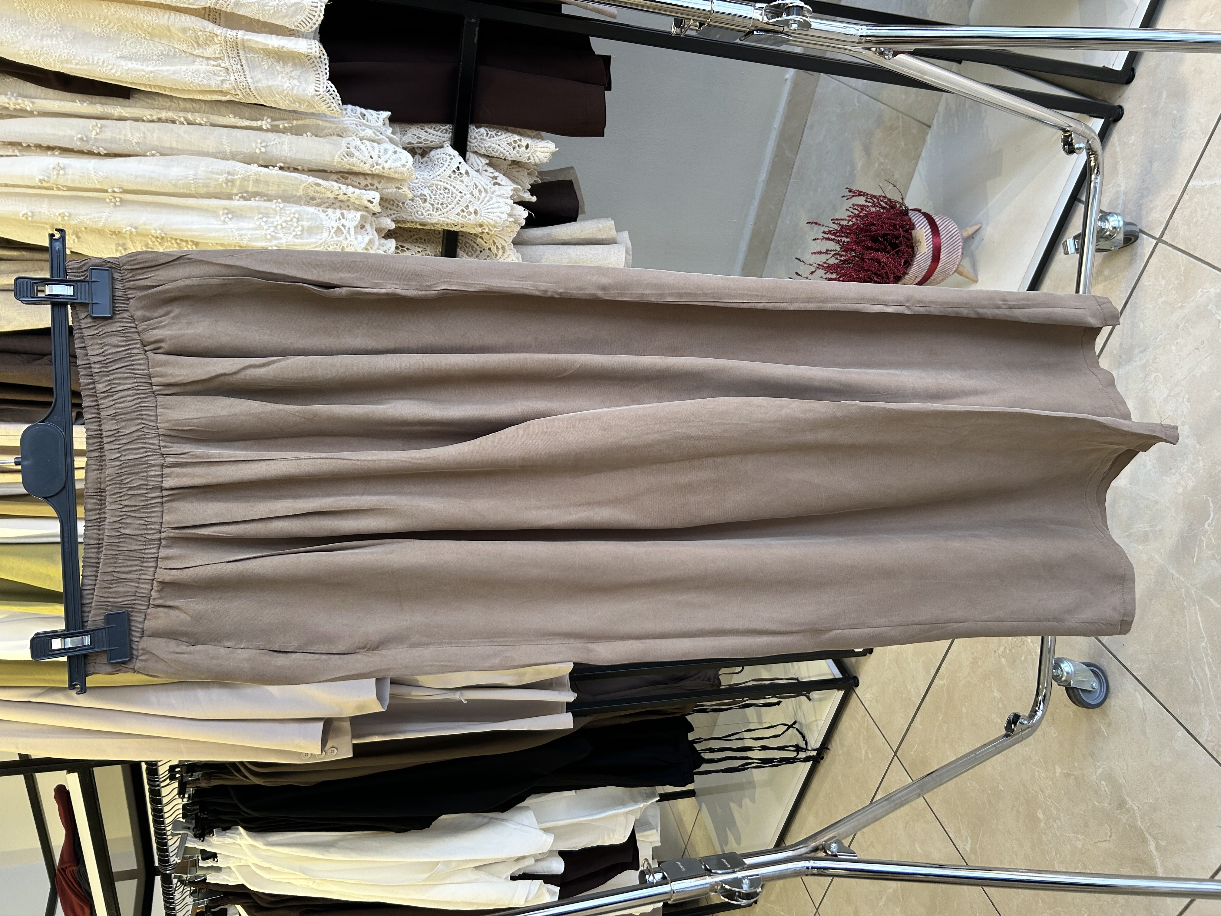 Fırfır Detaylı Bronz Bluz Pantolon Takım 