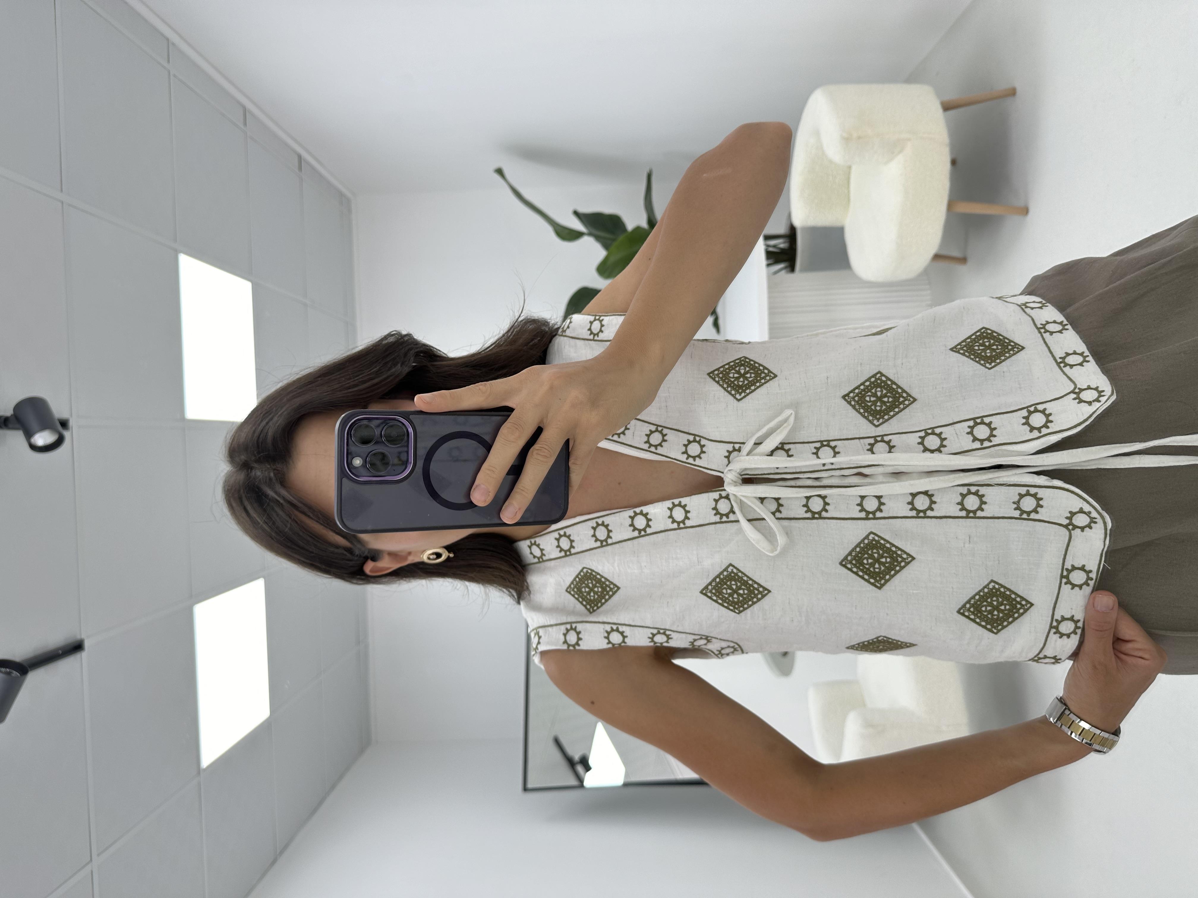 Geometrik Nakış Detaylı Yelek 