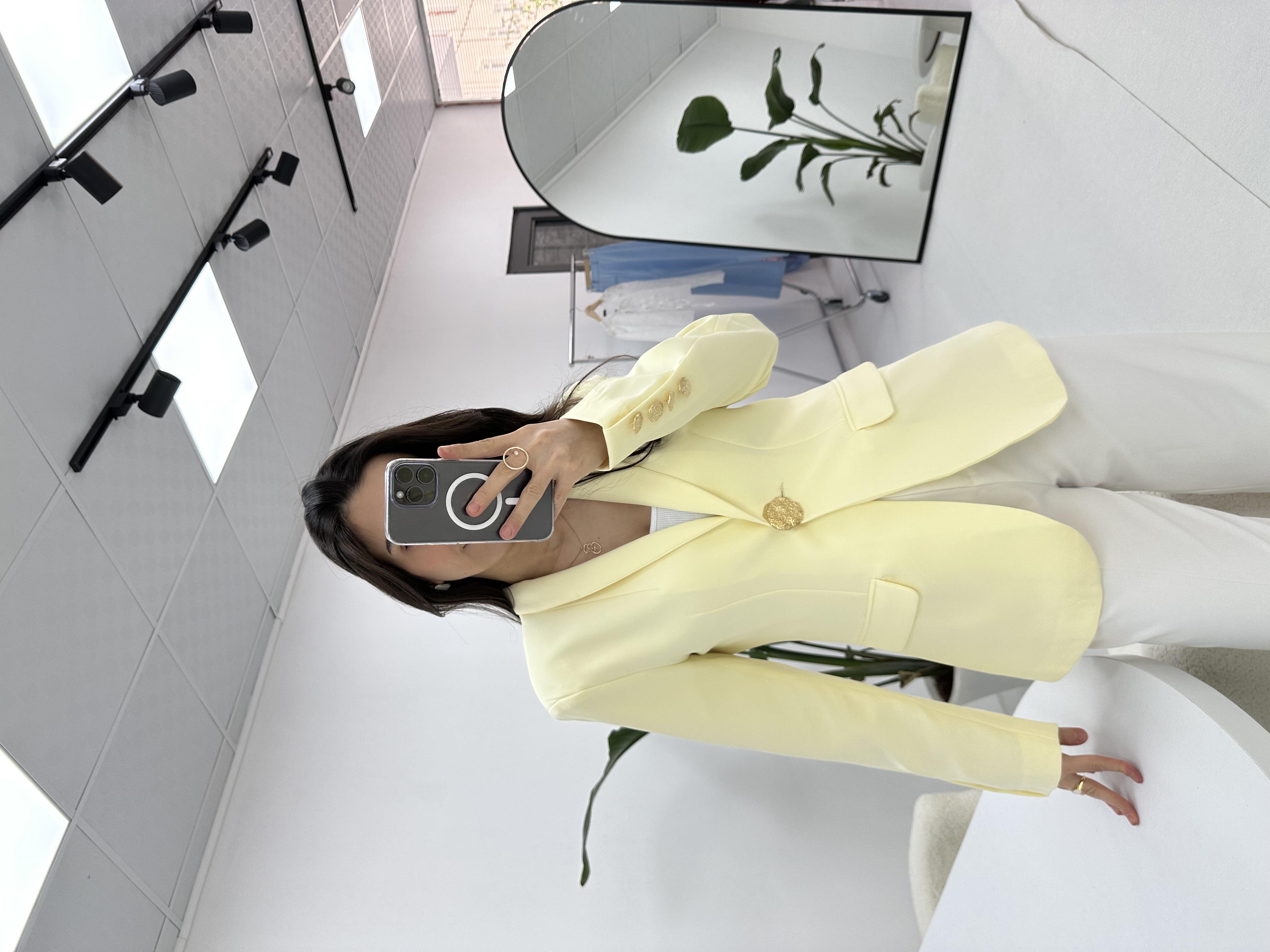 Gold Düğme Detaylı  Sarı Blazer Ceket 