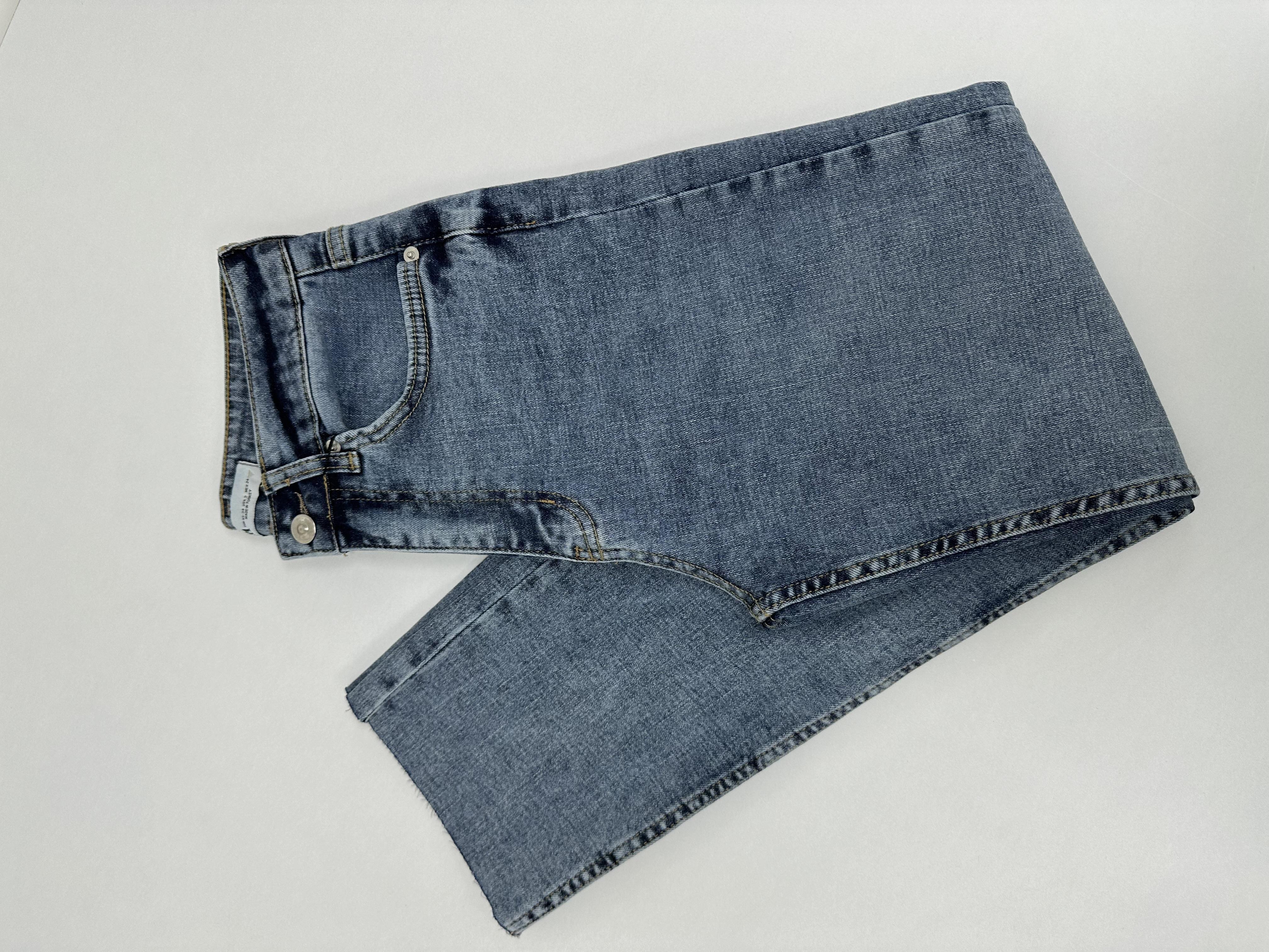 Kesik Paça Boyfit Koyu Mavi  Jean 