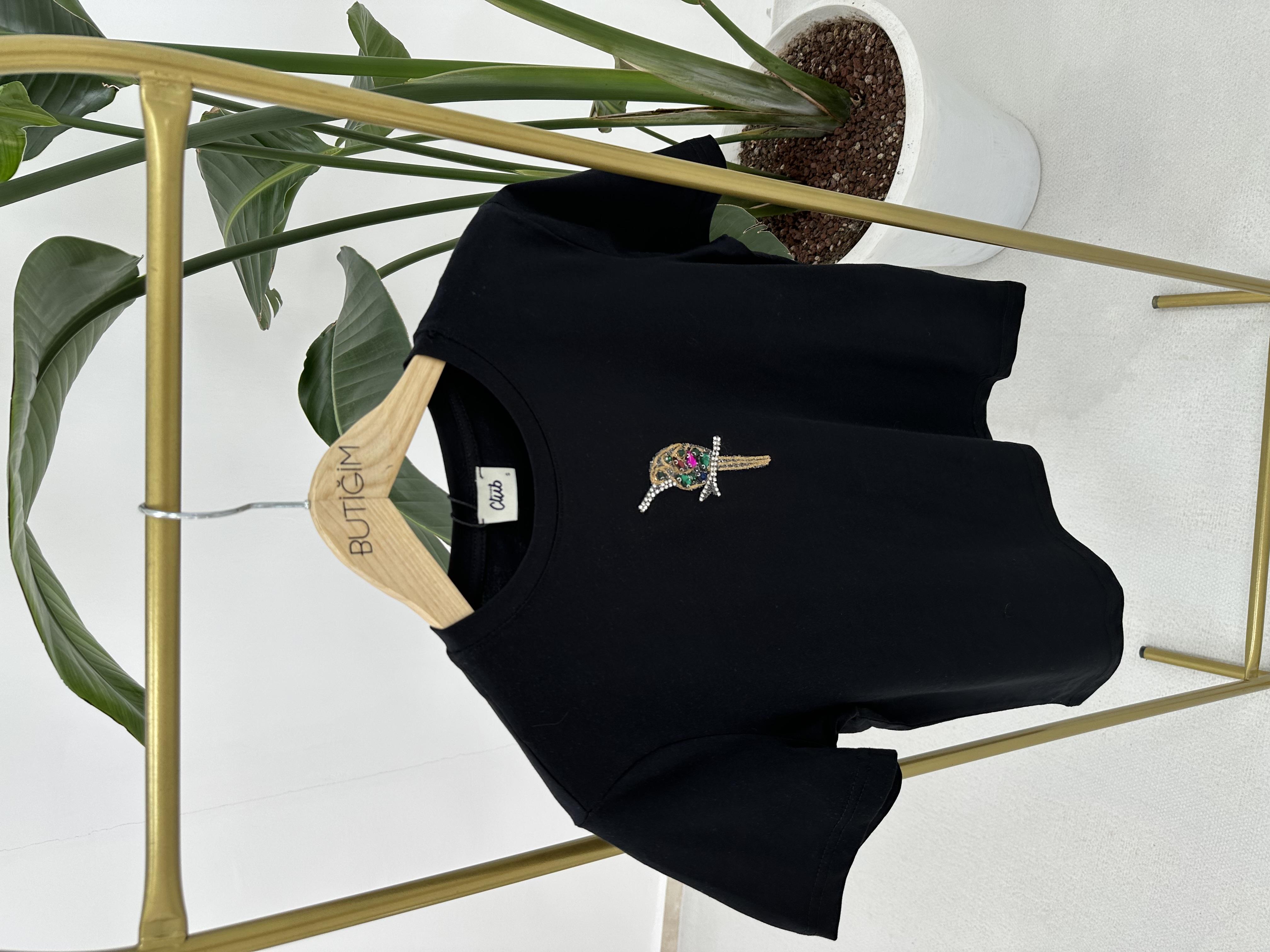 Kuş İşlemi T-shirt Siyah