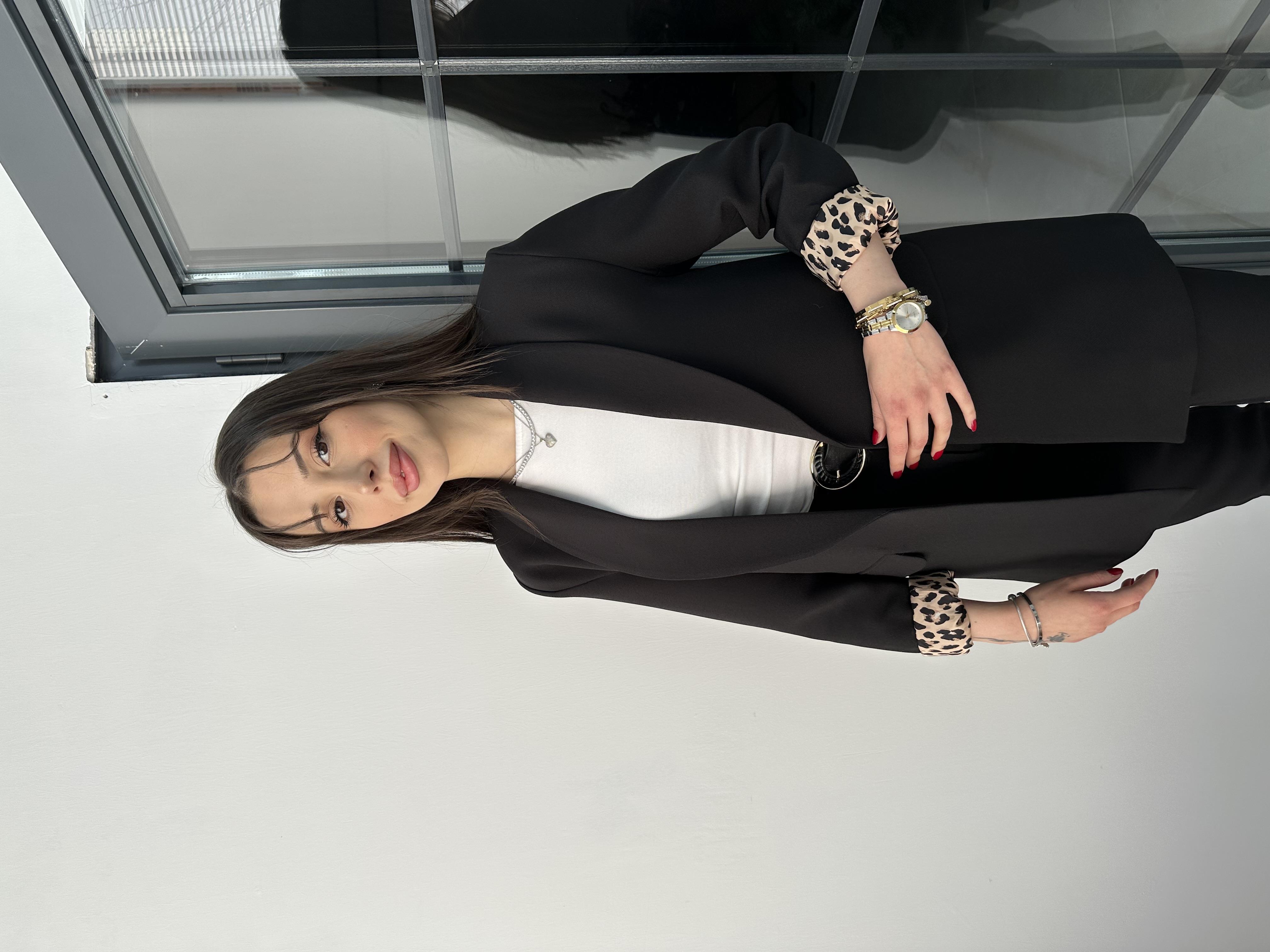 Leopar Astarlı Siyah Ceket