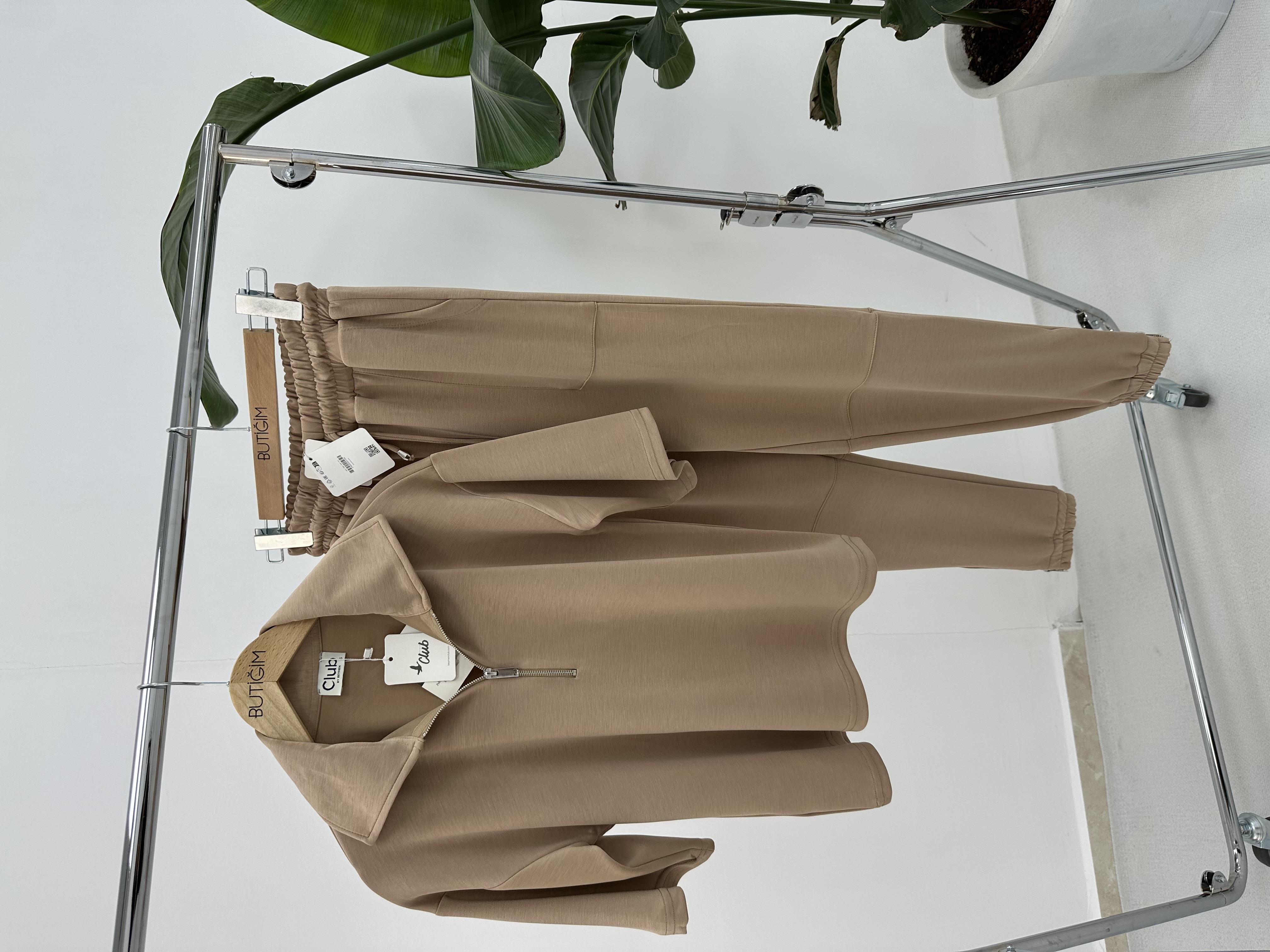 Premium Modal Kumaş Yarım Fermuarlı Camel Takım