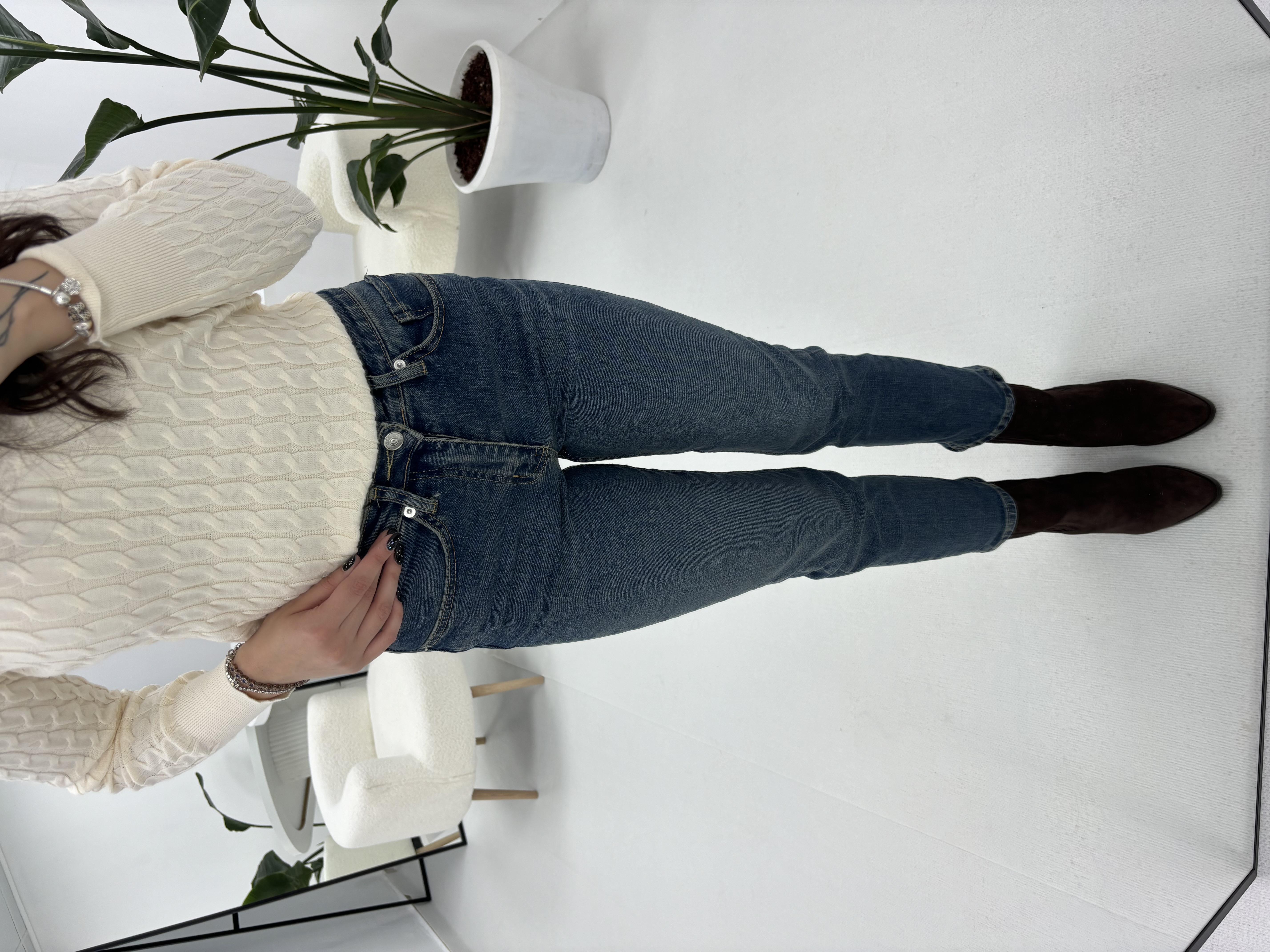 Yıkamalı Boru Paça Mavi Jean 