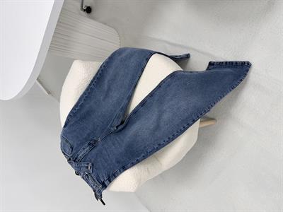 Bel Detaylı Mavi Kot Pantolon 