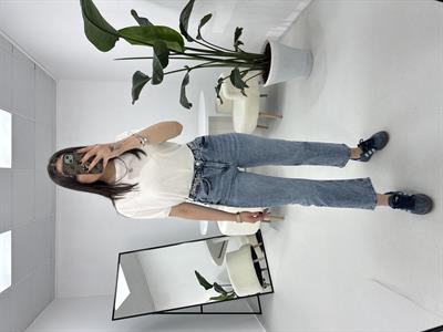 Beli Zincir Detaylı Açık Mavi Jean 
