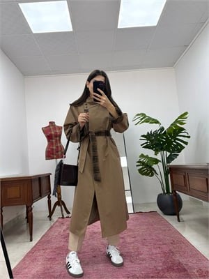 Ekose Detaylı Garnili Camel Trenç 