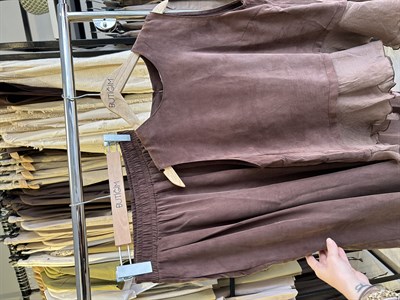 Fırfır Detaylı Kahverengi Bluz Pantolon Takım 