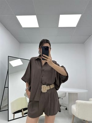 Hasır Kemer Detaylı Kahverengi  Keten Şortlu Takım 