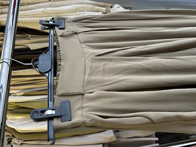 Kemerli Çağla Yeşili Etek Pantolon 