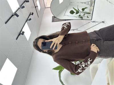 Kolu Nakış Detaylı Kahverengi Hırka