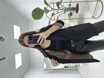 Leopar Astarlı Siyah Ceket 