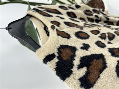 Leopar Desenli Düğme Detaylı Sakal Hırka 