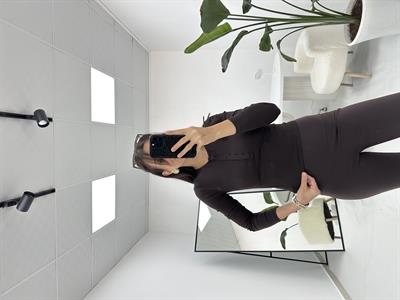 Önü Çıt Çıt Detaylı Kahverengi Bluz