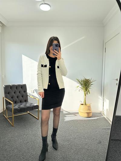 ÖRGÜ VE GOLD DÜĞME DETAYLI HIRKA
