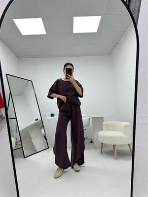 Oval Kesim Paça Detaylı Mürdüm Takım 