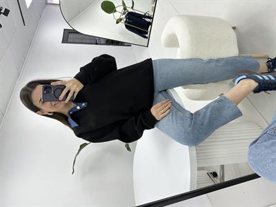 Siyah Yakası Kot Detaylı Şardonlu Sweatshirt