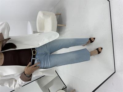 Süet Kemerli Açık Mavi Jean