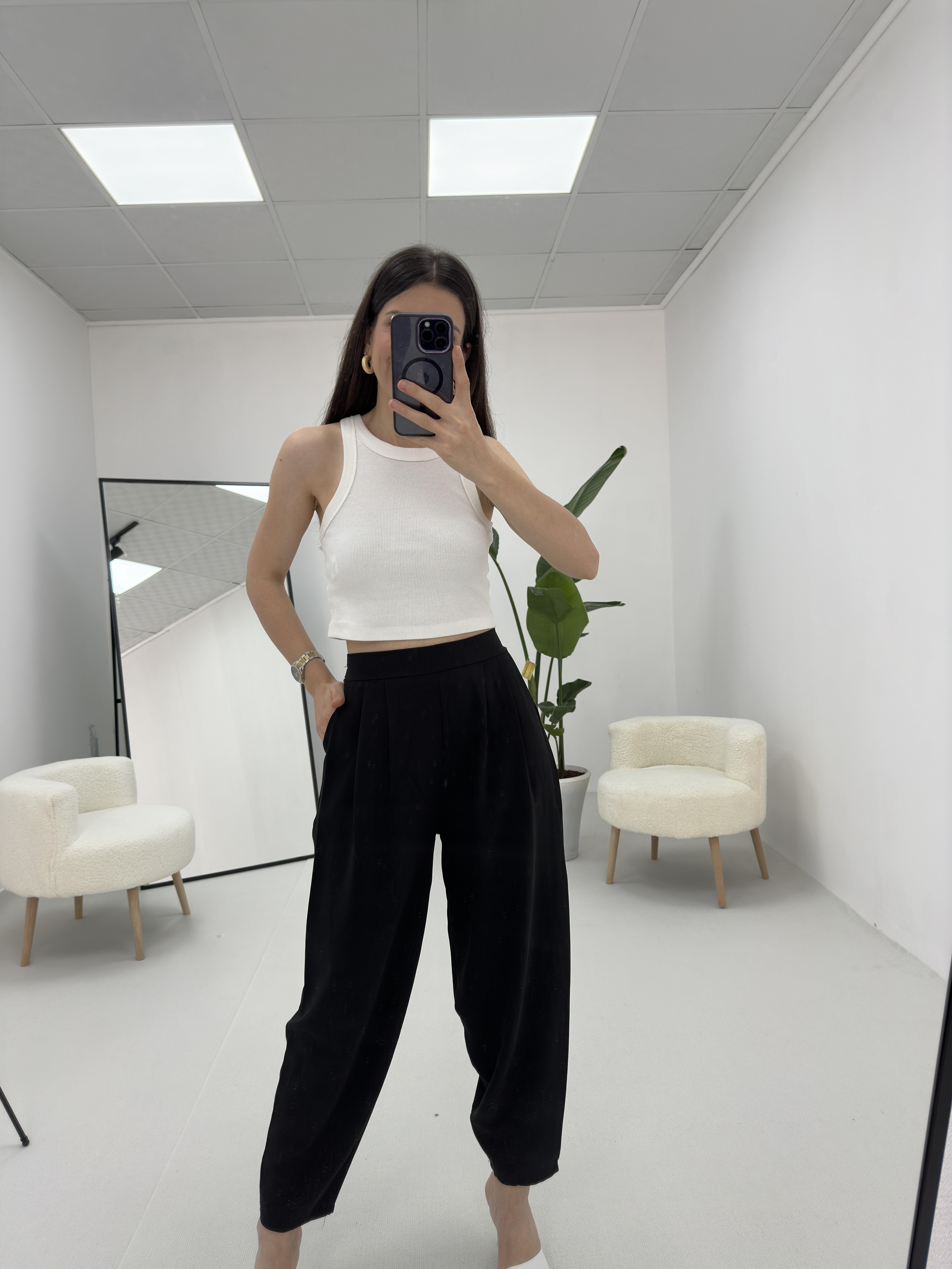 Siyah Beli Lastikli Pilili Pantolon