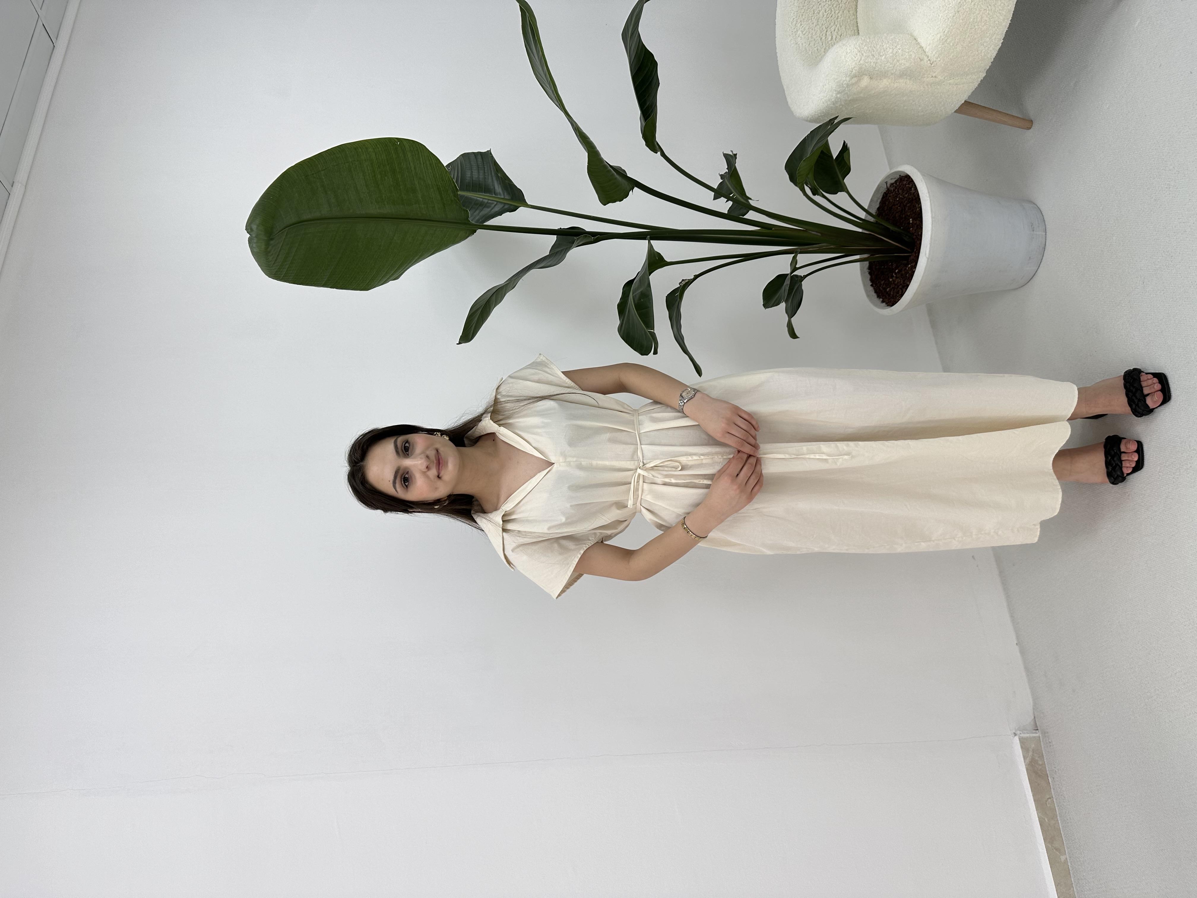 Taş Geniş Yaka Oversize Elbise 