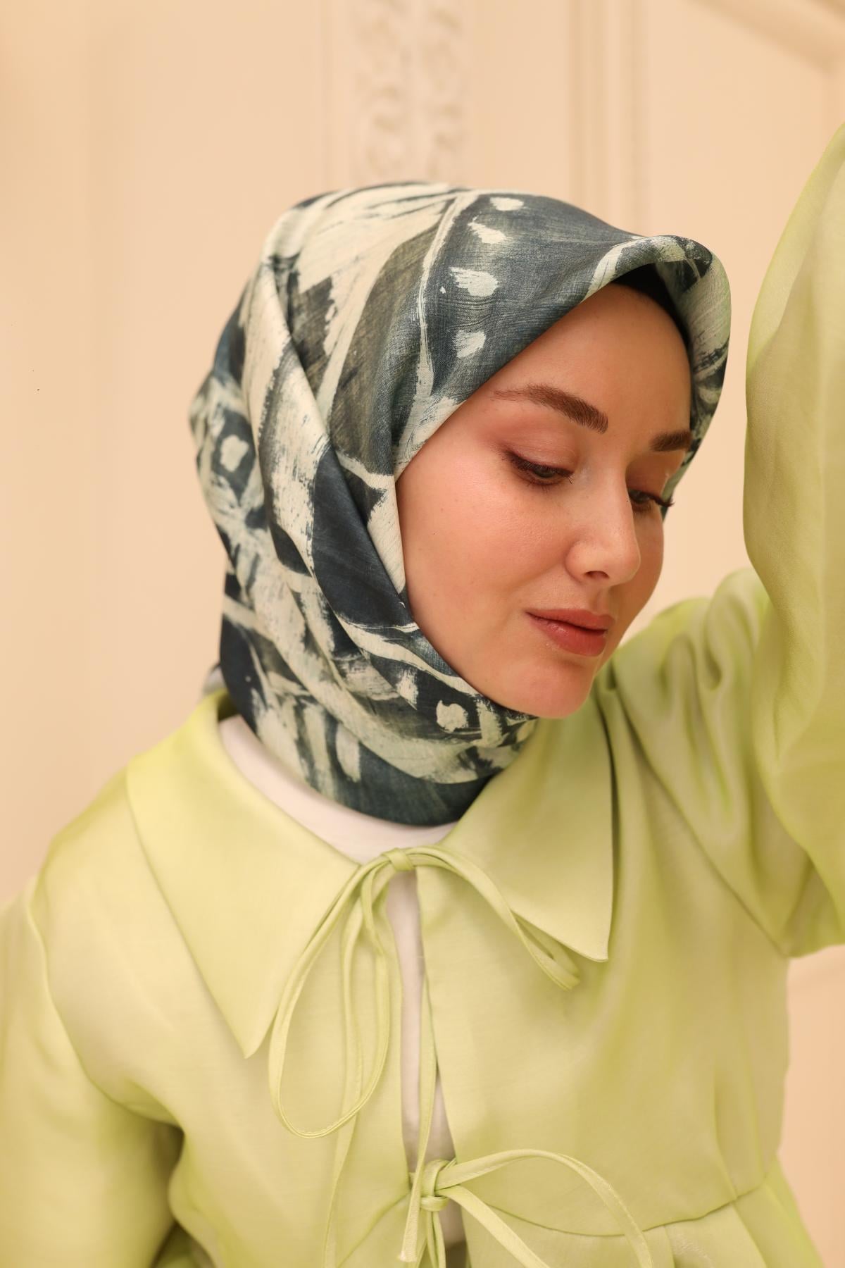 Silk Home Petrol Geometrik Desen Saf İpek Tivil Dokuma Eşarp-11462-23-KVS0839