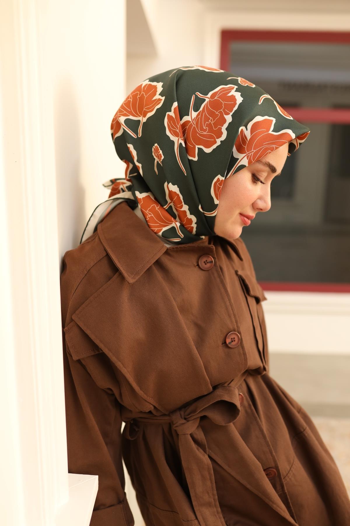 Silk Home Yeşil Taba Yaprak Desenli Tivil İpek Eşarp-11440-14-KVS0437