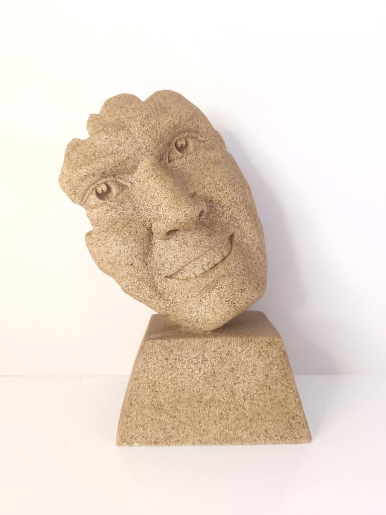 Biblo Gülen Adam Heykeli Hediye Sanat Ev Dekorasyon Ofis Masa Süsü Hediye Dekoratif  