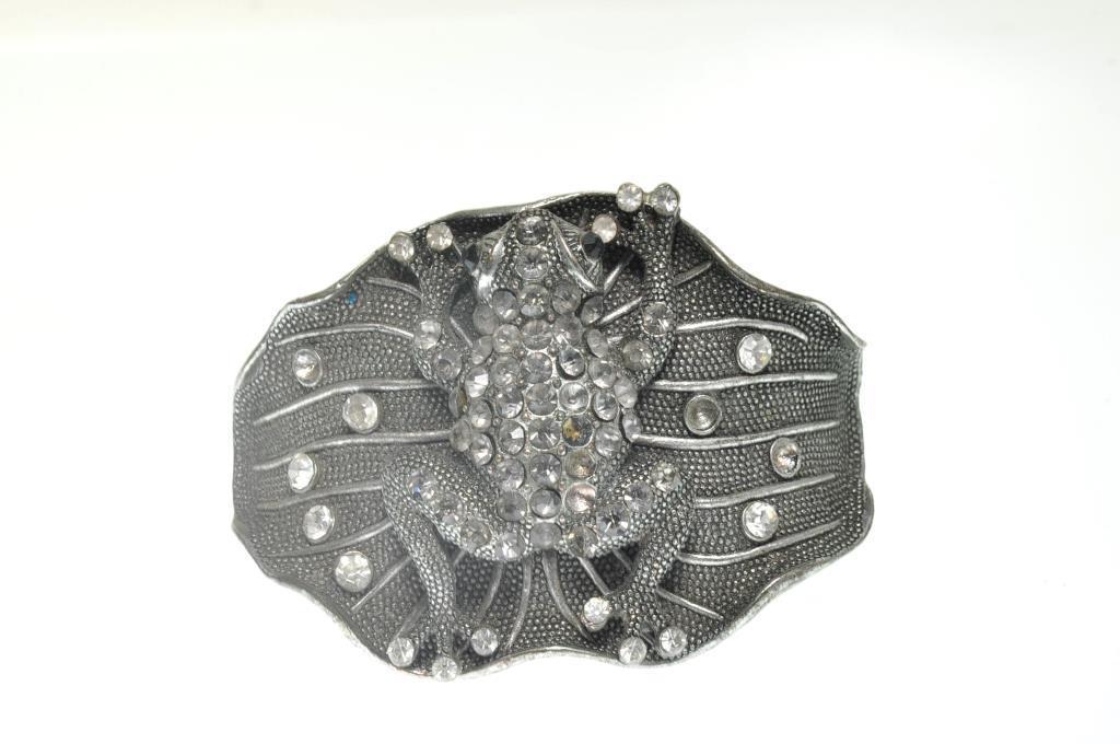 Hdmarketim Otantik Swarovski Taşlı Kurbağa Kelepçe Metal Bileklik 5500