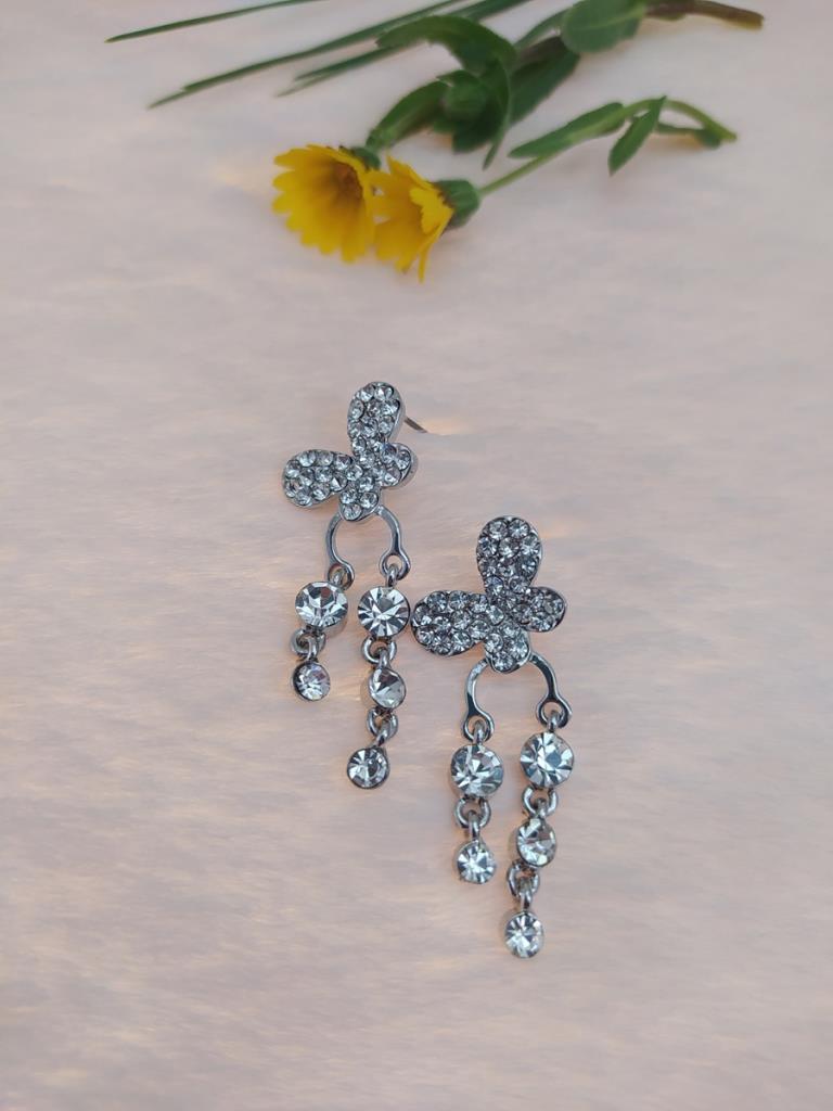 Vintage Otantik Sevimli Sallantılı Anadolu Kelebek Swarovski Taşlı Küpe