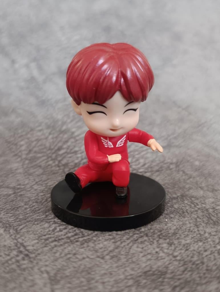Figür BTS J-Hope Karakter Figür Oyuncak Biblo 7 cm 