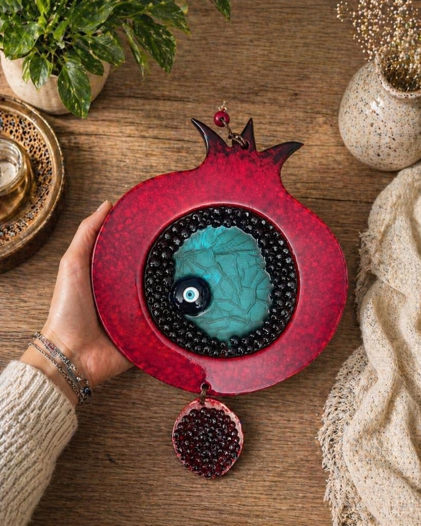 Nar Duvar Süsü Nazar Boncuklu Nazarlık 23x37 cm El Yapımı Dekoratif Ev Aksesuarı